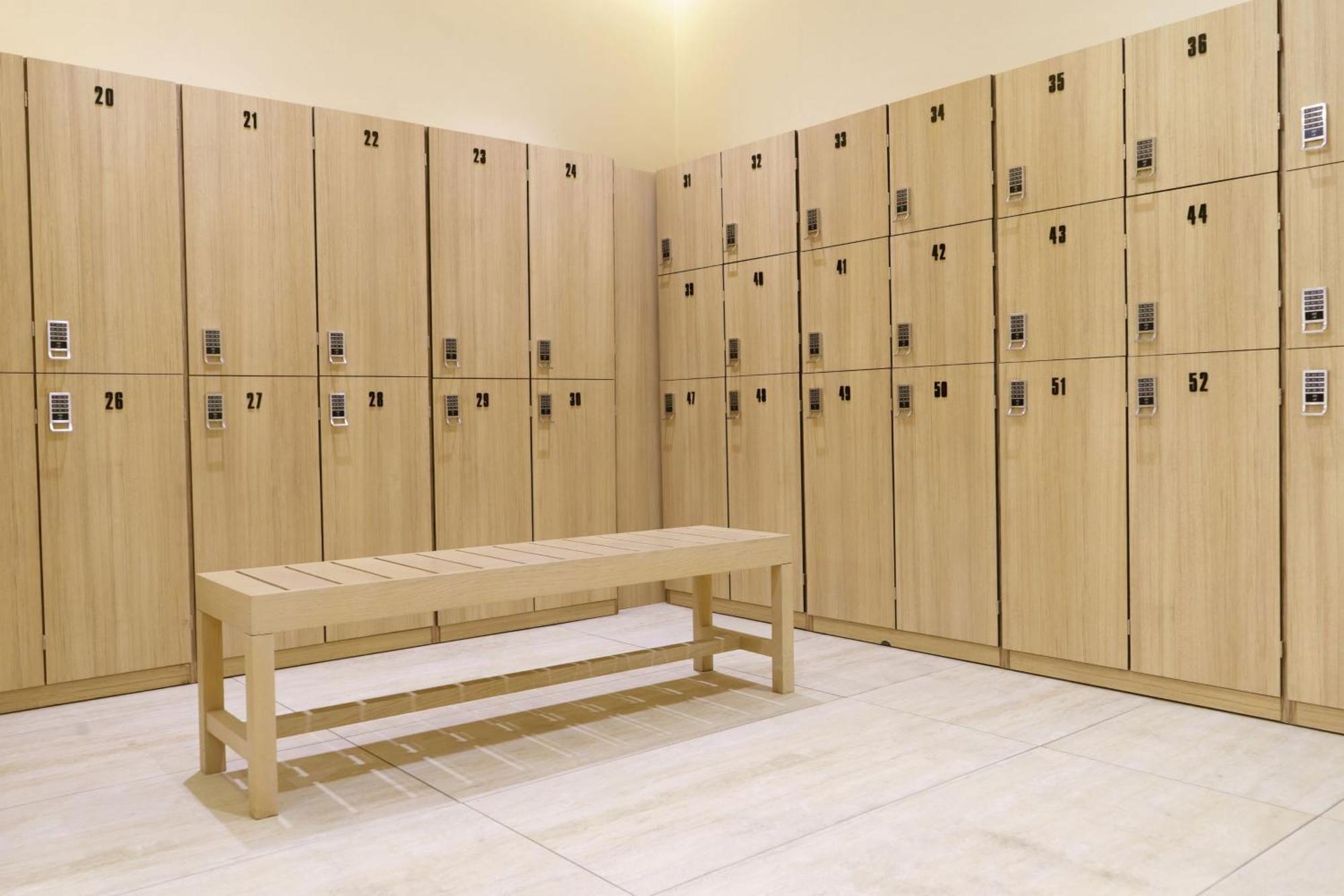 Le Meridien Αμπού Ντάμπι Εξωτερικό φωτογραφία A locker room
